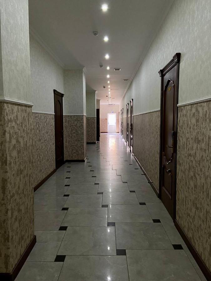 Hotel Alcazar Atyraū Exterior foto